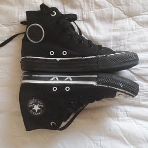 Black Converse